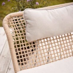 Lisomme Eliana Rotan Tuinbank Naturel - Met Zitkussens -Geselecteerde Tuinmeubelwinkel 04c4e7e5756848ee8d7537becfffb5ef