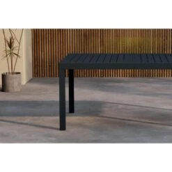 Svea - Pavel Tuintafel Uitschuifbaar - 160/240 X 100x75 Cm - Zwart -Geselecteerde Tuinmeubelwinkel 5637415619d44a51bb3f5078b329080b