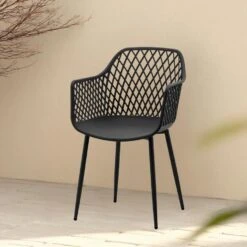 DS4U - Niall Terrasstoel - Zwart -Geselecteerde Tuinmeubelwinkel 7aa1b32dfbc64a129e46d306a5560e51