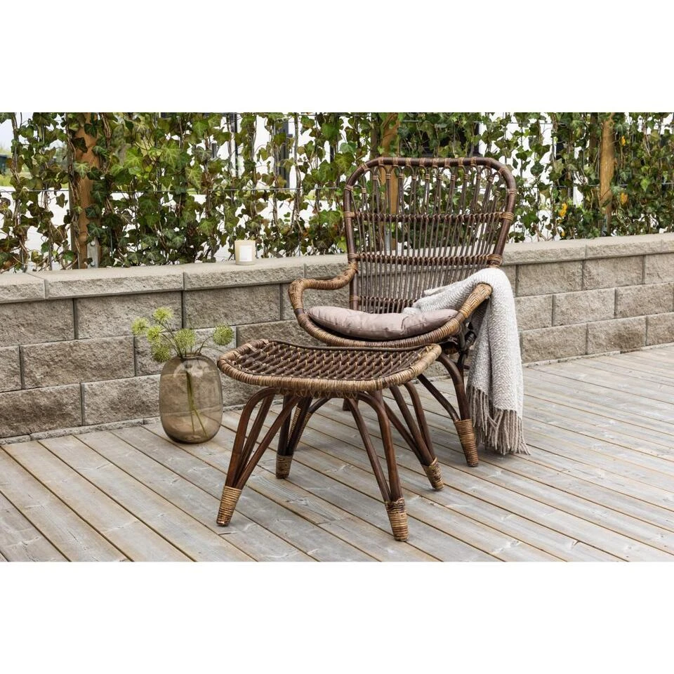 Svea - Leila Loungestoel - Donker Walnoot - Rattan 4 Svea - Leila Loungestoel - Donker Walnoot - Rattan - Afbeelding 2