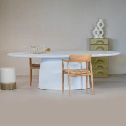 Tuintafel Ovaal - Wit Betonlook - 240x110x74cm - Myrna -Geselecteerde Tuinmeubelwinkel b973844da2af43cebdb11ba22d82592d