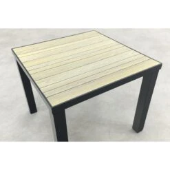 VDG Nola Tuintafel 90x90 Cm. - Antraciet/Houtlook 11 VDG Nola Tuintafel 90x90 Cm. - Antraciet/Houtlook -Geselecteerde Tuinmeubelwinkel fde96b4ecaf04a4588b387b6e48903ca
